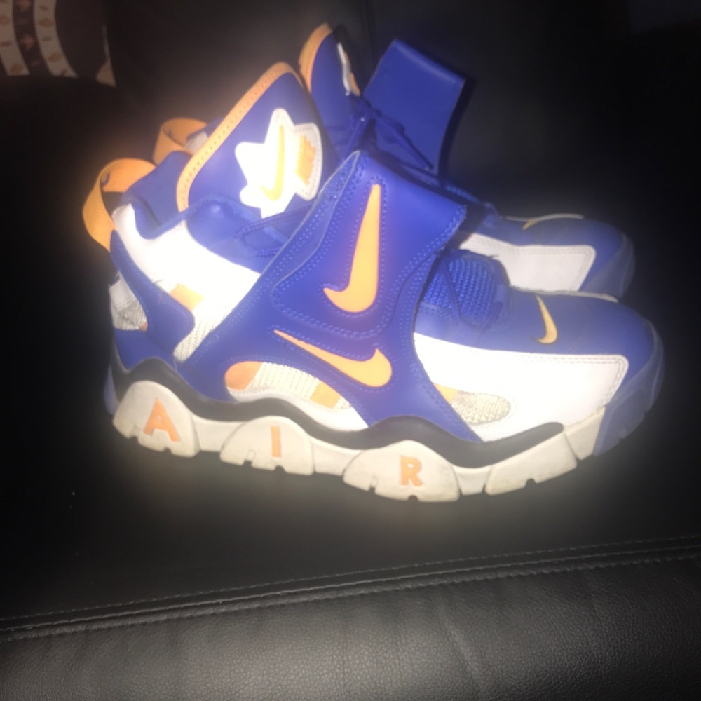 Nike Air Barrage Mid Racer Blue and Yellow size 10